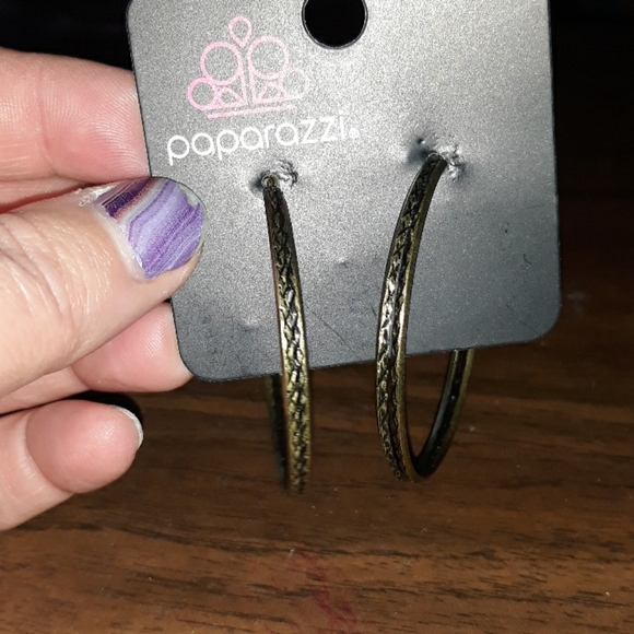paparazzi Jewelry - Paparazzi Hoop Earrings